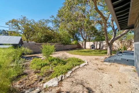 $439,000 | 1303 Glencrest Drive, Austin, TX 78723
