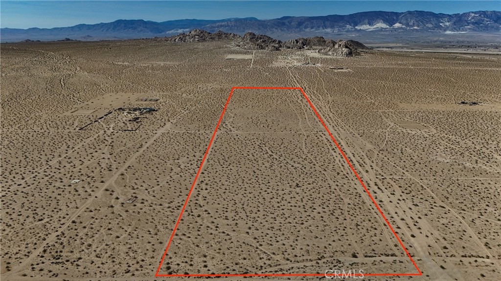 763 Esaw (near) Road Lucerne Valley, CA 92356 - Photo 3 of 11 a view of a terrace view