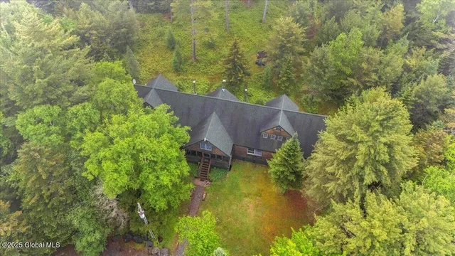 $550,000 | 20 Evergreen Way, Olmstedville, NY 12857