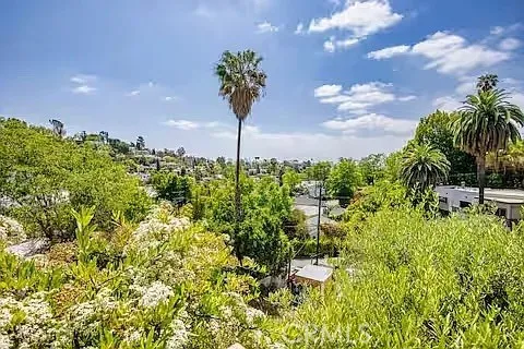 $9,995 | 2597 Dearborn Drive, Los Angeles, CA 90068