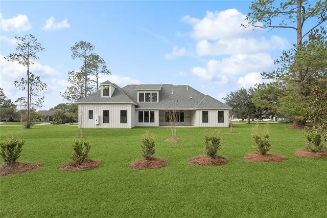 $979,000 | 605 Northwoods Drive, Abita Springs, LA 70420