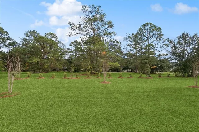 $979,000 | 605 Northwoods Drive, Abita Springs, LA 70420