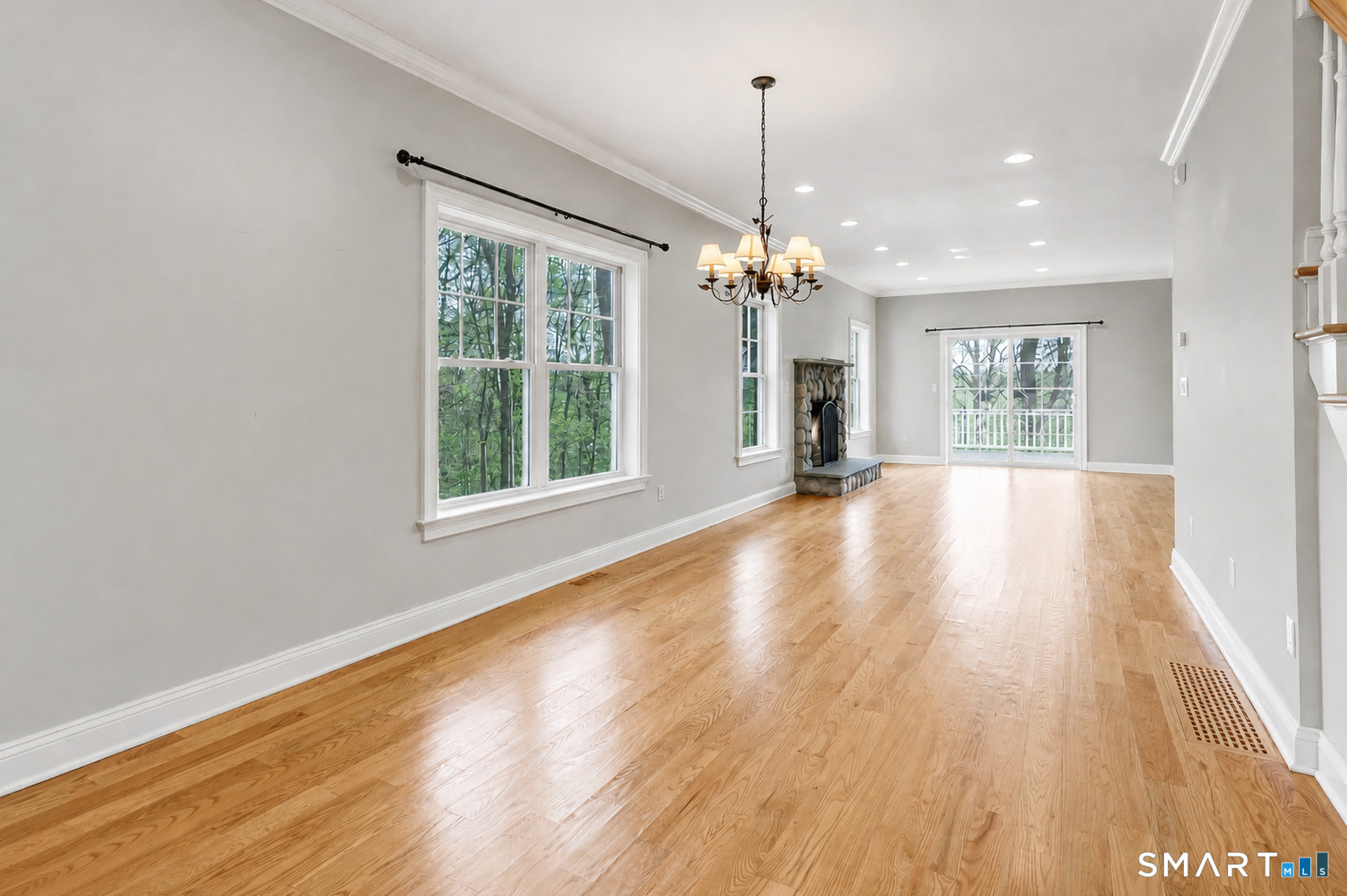 2 Murphys Lane Shelton, CT 06484 - Photo 5 of 30
