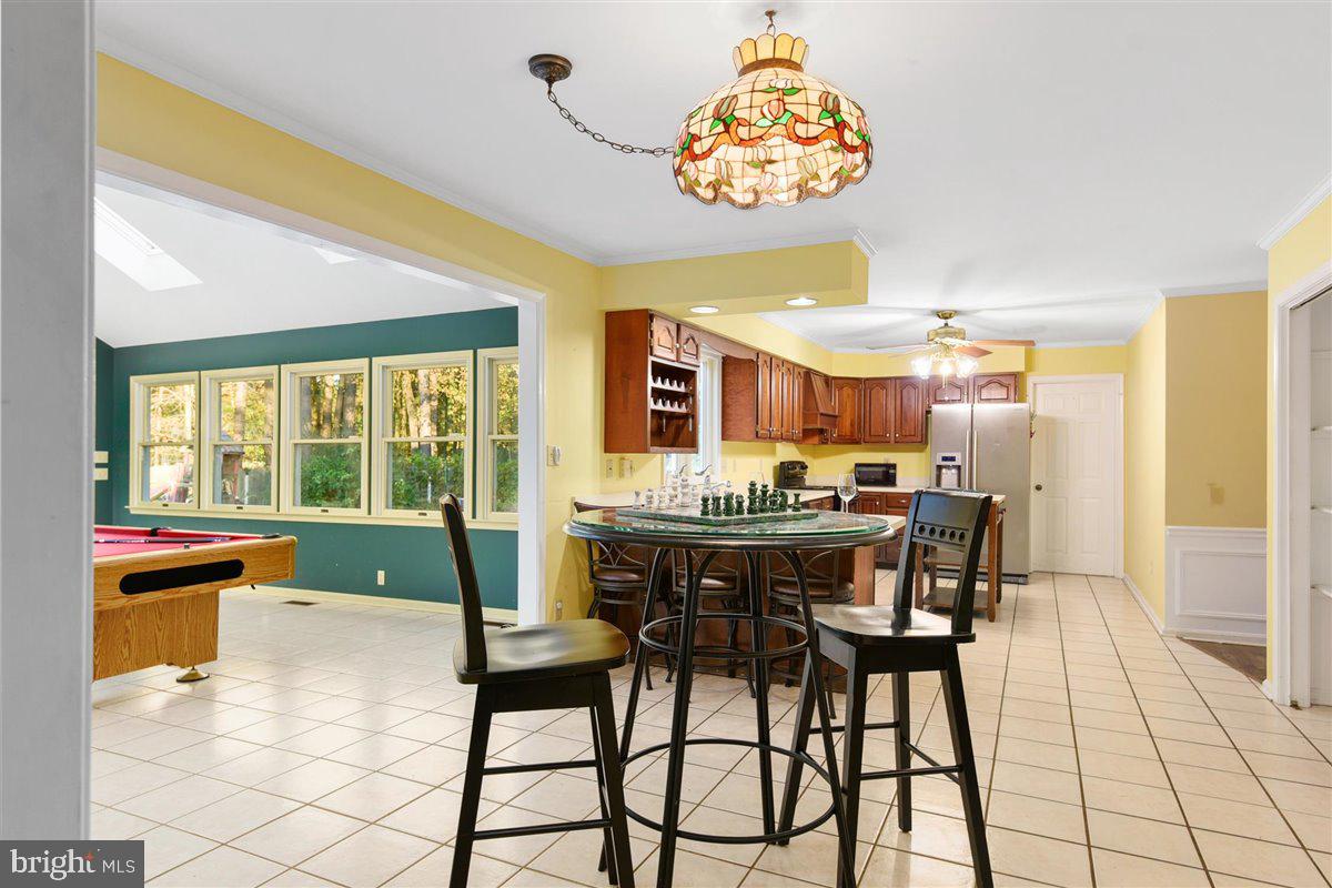 613 Fountain Road Salisbury, MD 21801 - Photo 15 of 44 Casual Dining Area