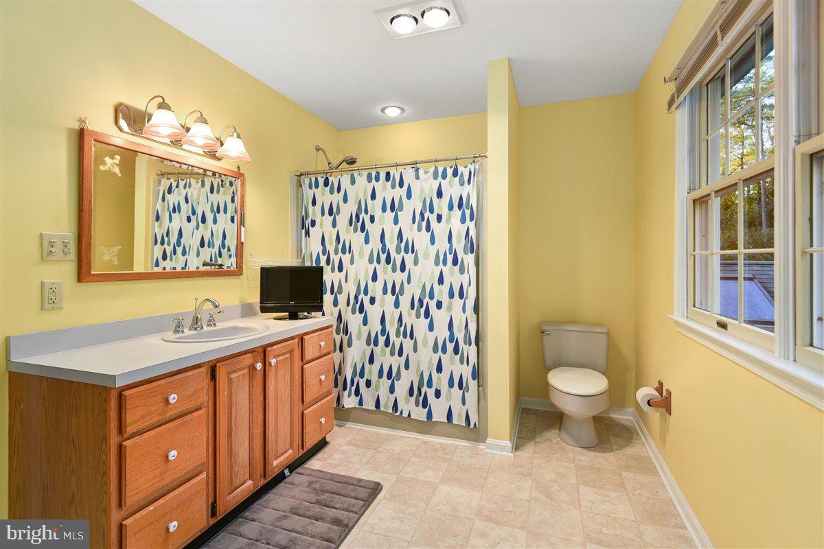 613 Fountain Road Salisbury, MD 21801 - Photo 28 of 44 Private Primary Bathroom