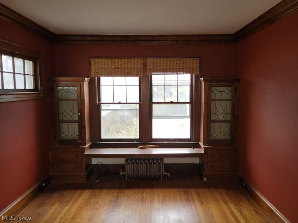 3353 Altamont Road Cleveland, OH 44118 - Photo 4 of 25 living room built-ins