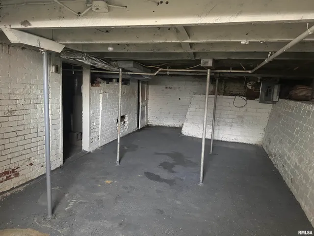 $54,900 | 302 Coeburg Street, Rio, IL 61472