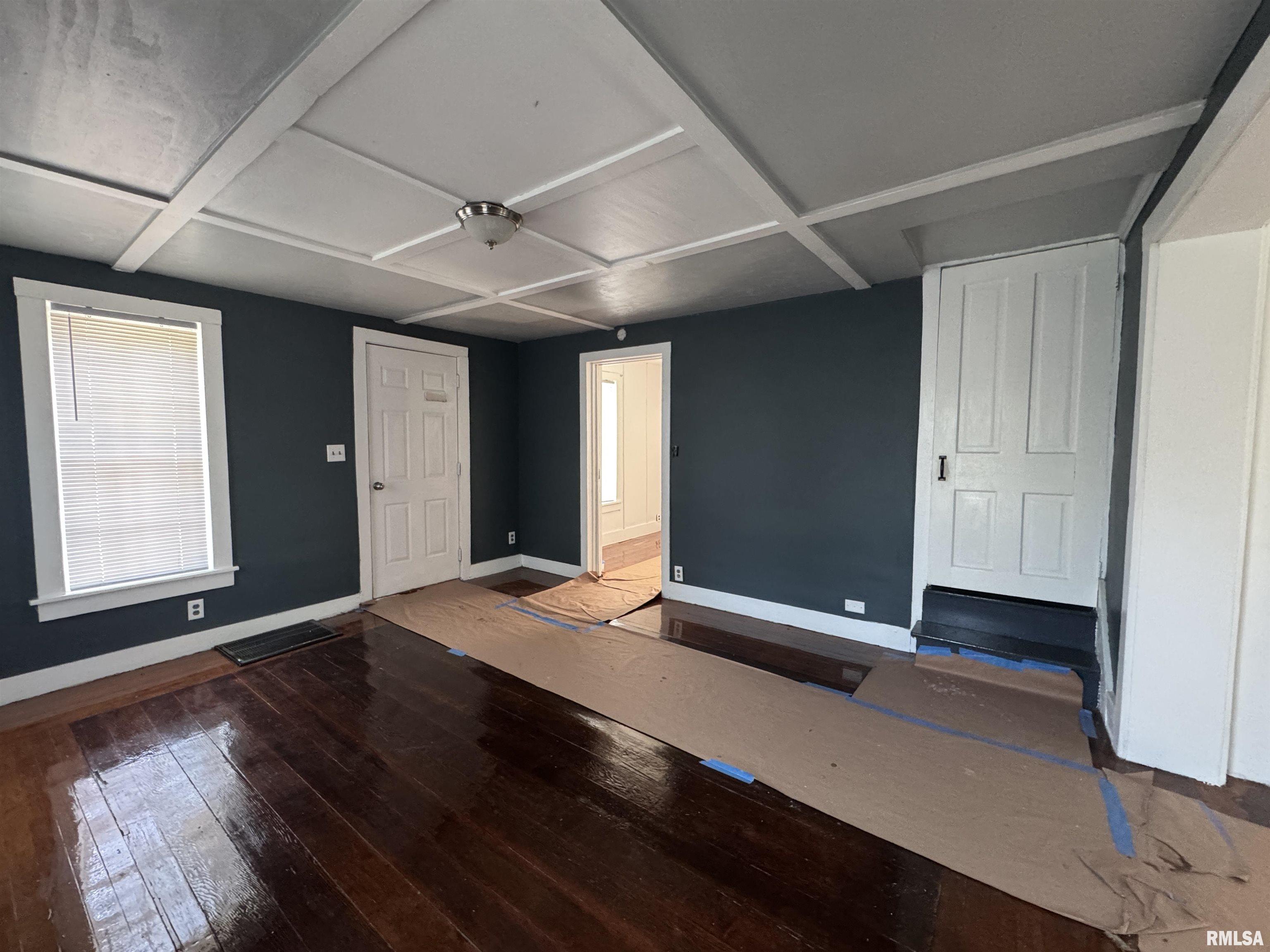 302 Coeburg Street Rio, IL 61472 - Photo 6 of 25