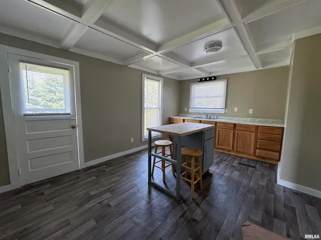 $54,900 | 302 Coeburg Street, Rio, IL 61472