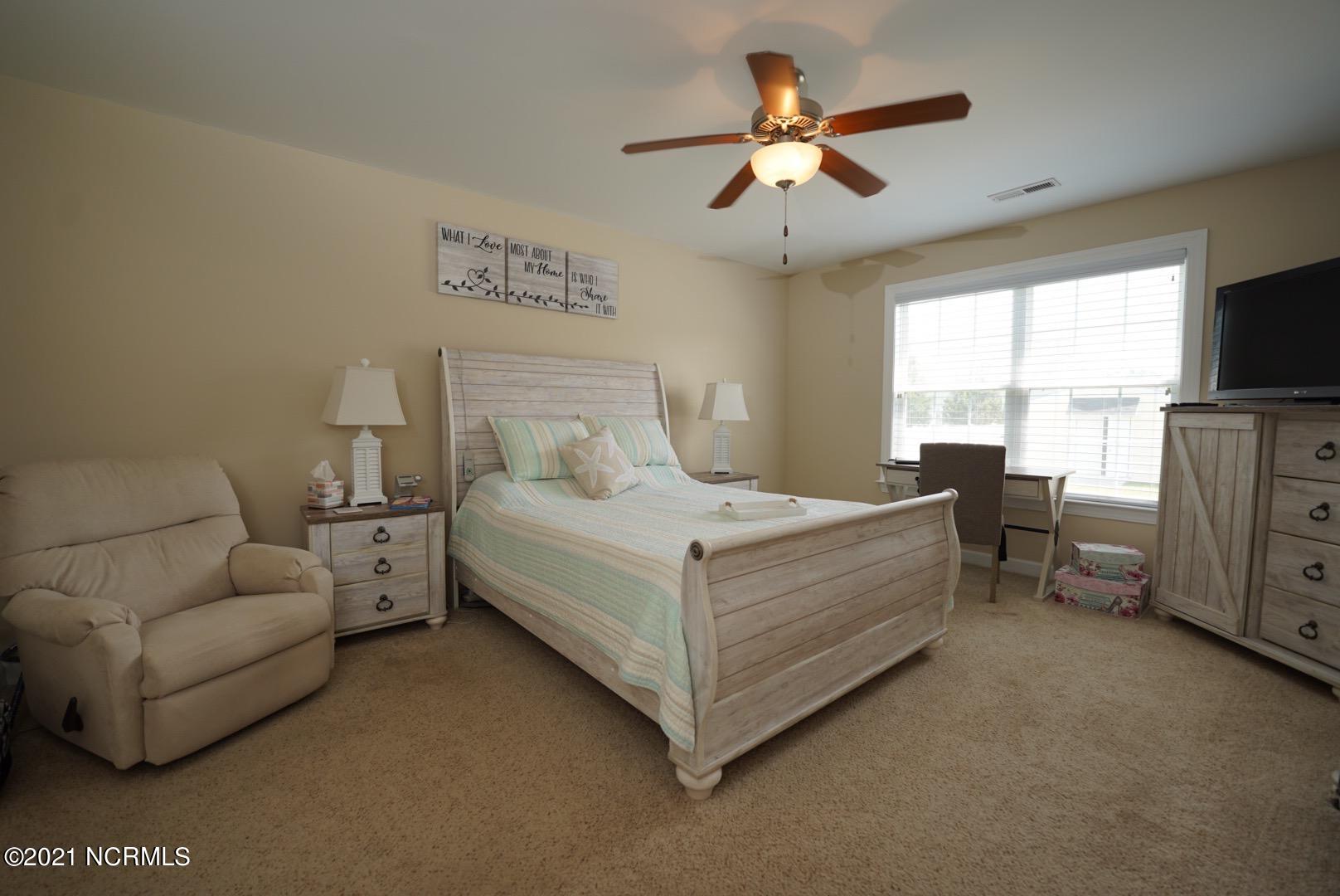 208 Echo Ridge Road Swansboro, NC 28584 - Photo 15 of 25 Owner Suite