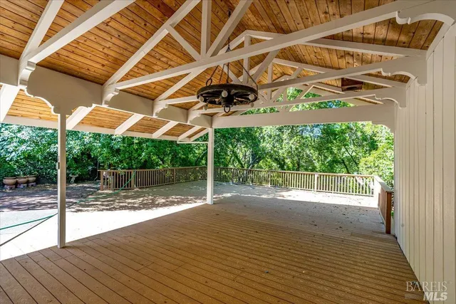 $3,895,000 | 840-845 Horn Avenue, Glen Ellen, CA 95442