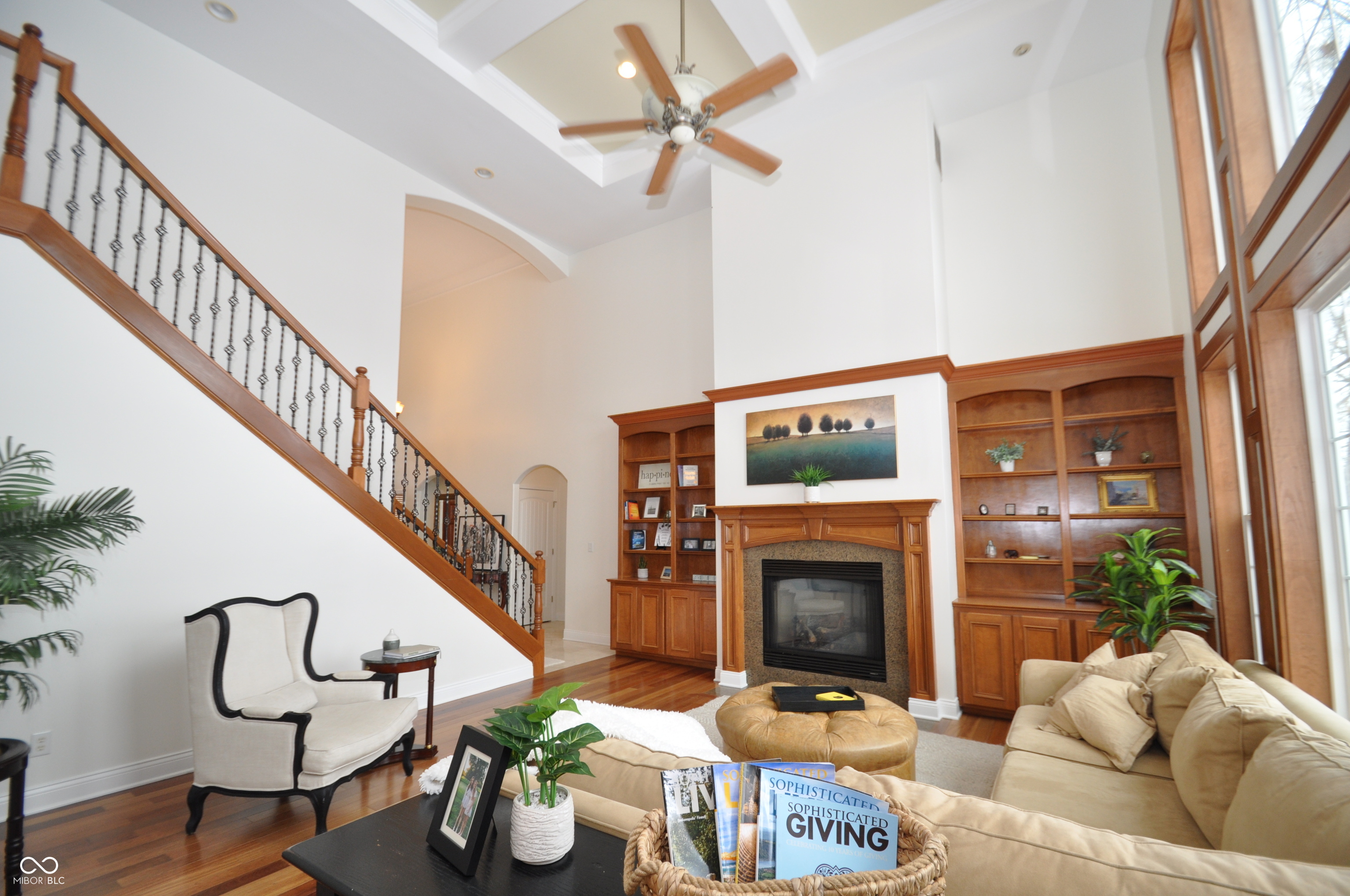 5305 Fall Creek Road Indianapolis, IN 46220 - Photo 3 of 43