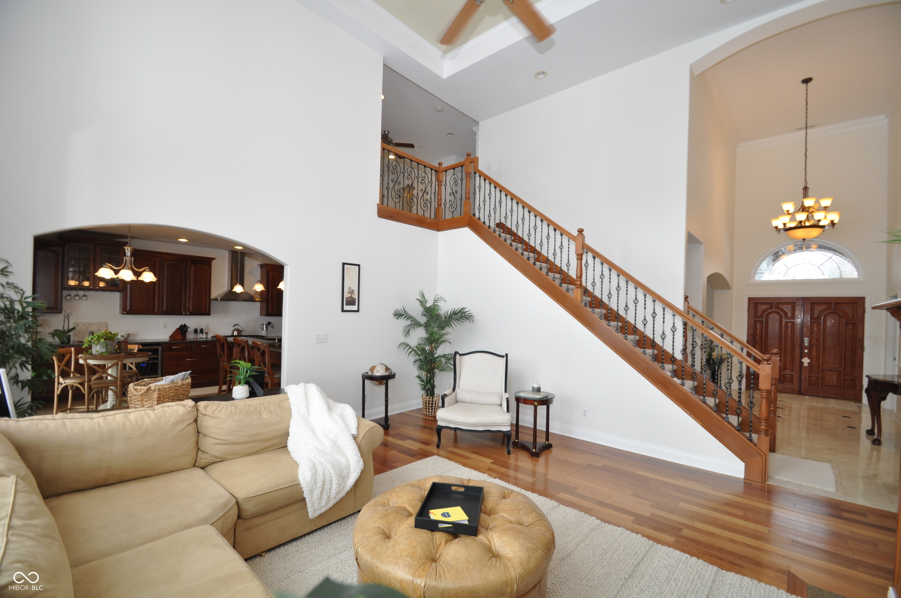 5305 Fall Creek Road Indianapolis, IN 46220 - Photo 4 of 43