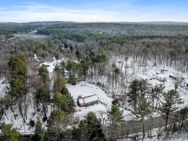 $515,000 | 1035 Hopkinton Road, Hopkinton, NH 03229