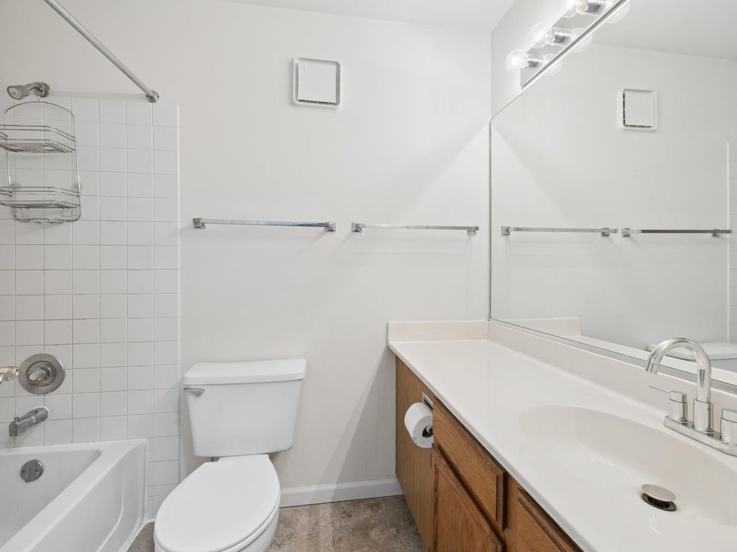 3265 Kirchoff Road, Unit 217 Rolling Meadows, IL 60008 - Photo 11 of 16