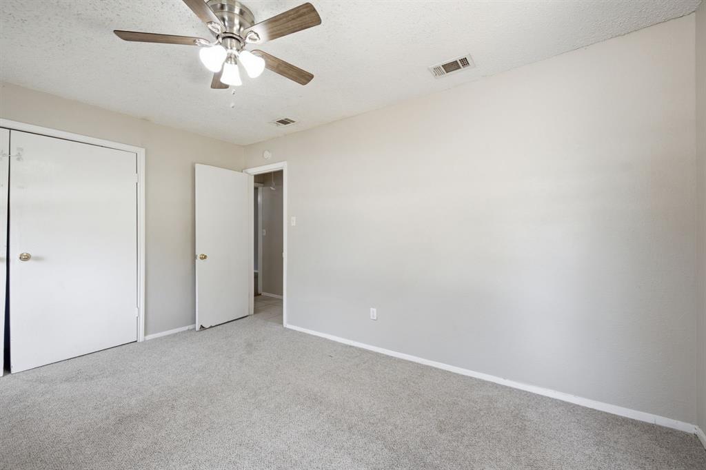 308 North Roe Street, Unit B White Settlement, TX 76108 - Photo 14 of 20