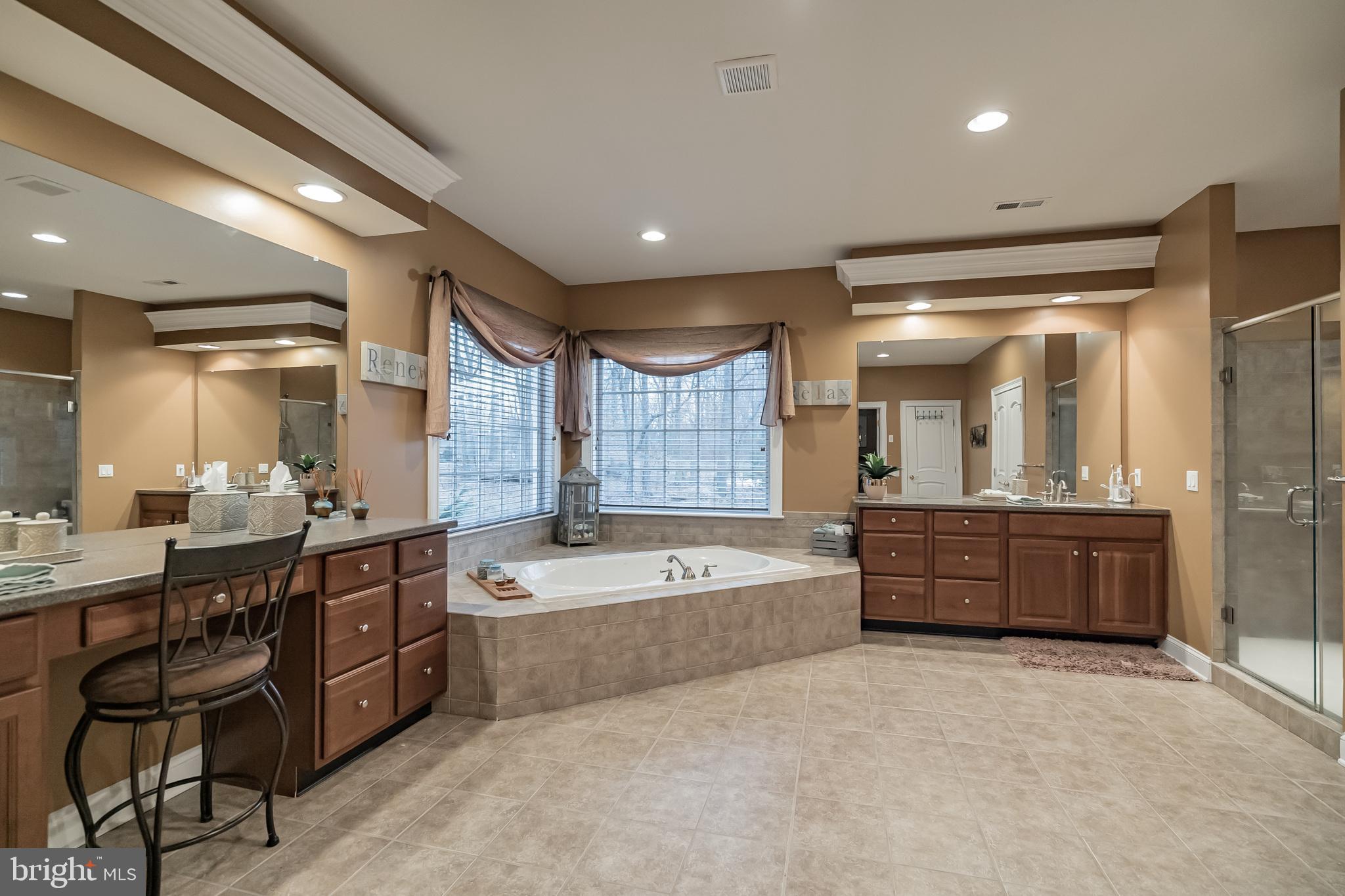 101 Meadowview Drive Doylestown, PA 18902 - Photo 27 of 42