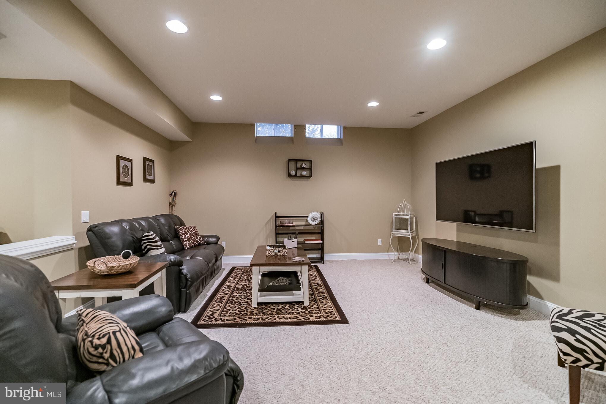 101 Meadowview Drive Doylestown, PA 18902 - Photo 34 of 42