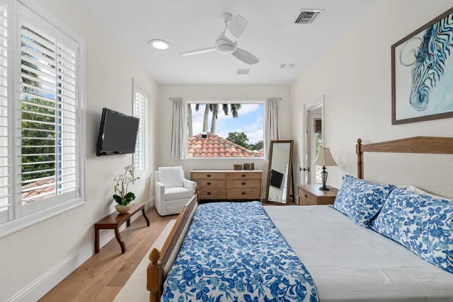 $6,975,000 | 2600 Fairway Island Drive, Wellington, FL 33414