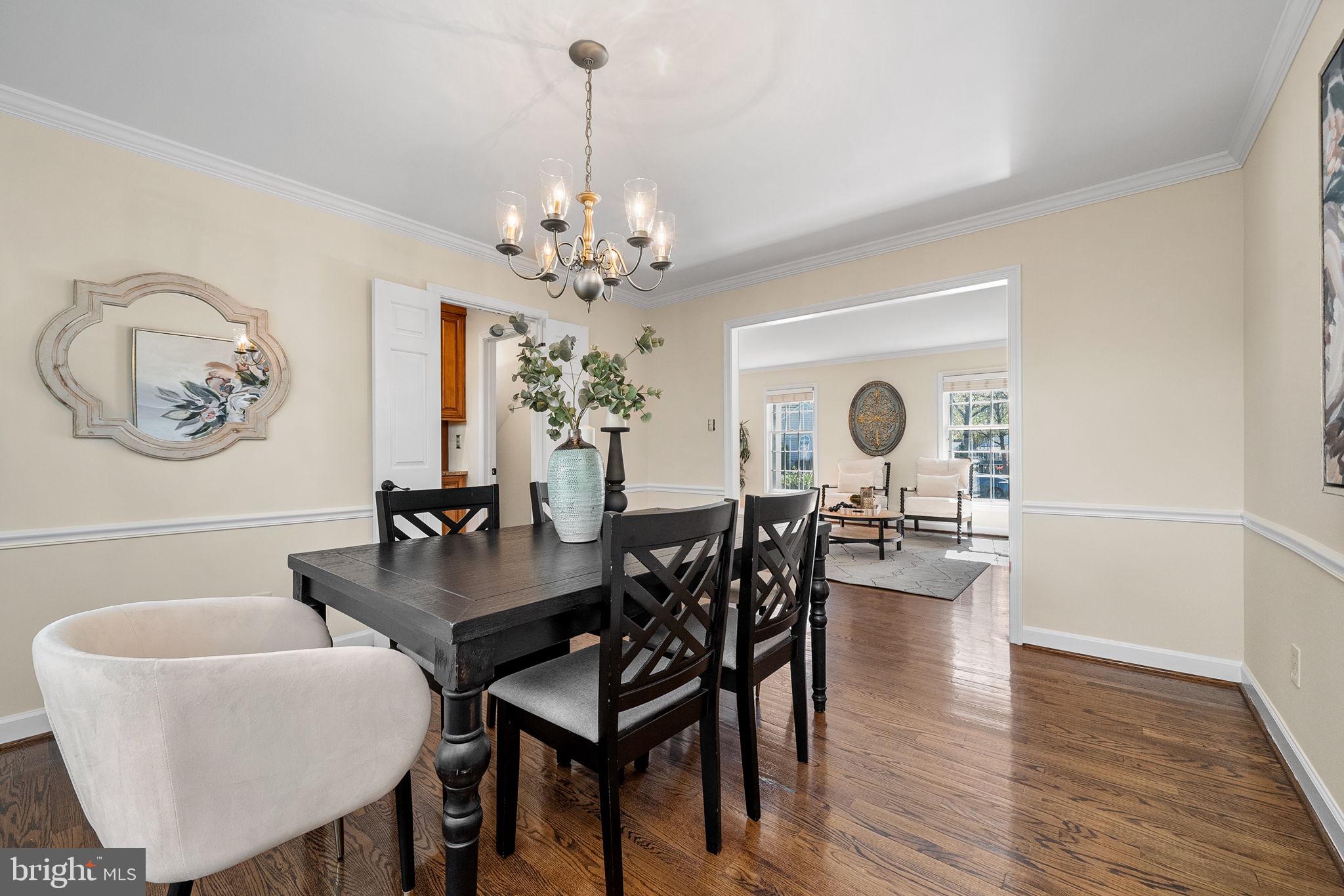 5407 Point Longstreet Way Burke, VA 22015 - Photo 17 of 69 Dine in Elegance