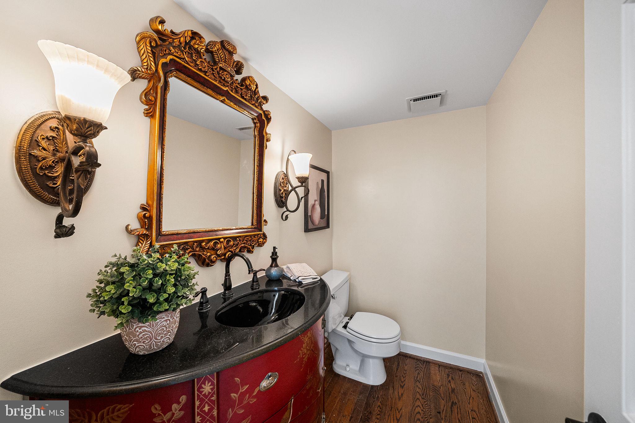 5407 Point Longstreet Way Burke, VA 22015 - Photo 35 of 69 Main Level Powder Room