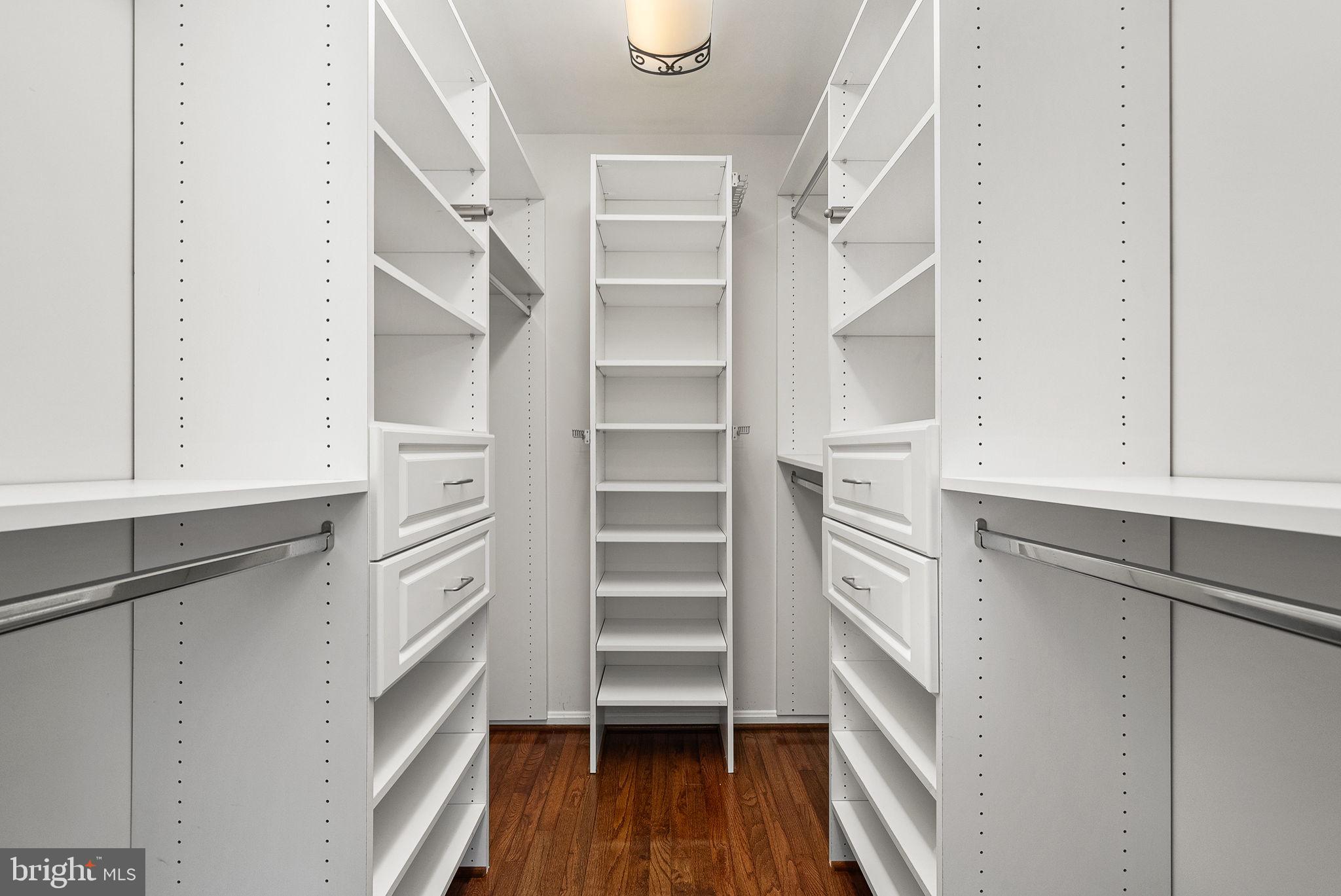 5407 Point Longstreet Way Burke, VA 22015 - Photo 44 of 69 Primary Walk-In Closet