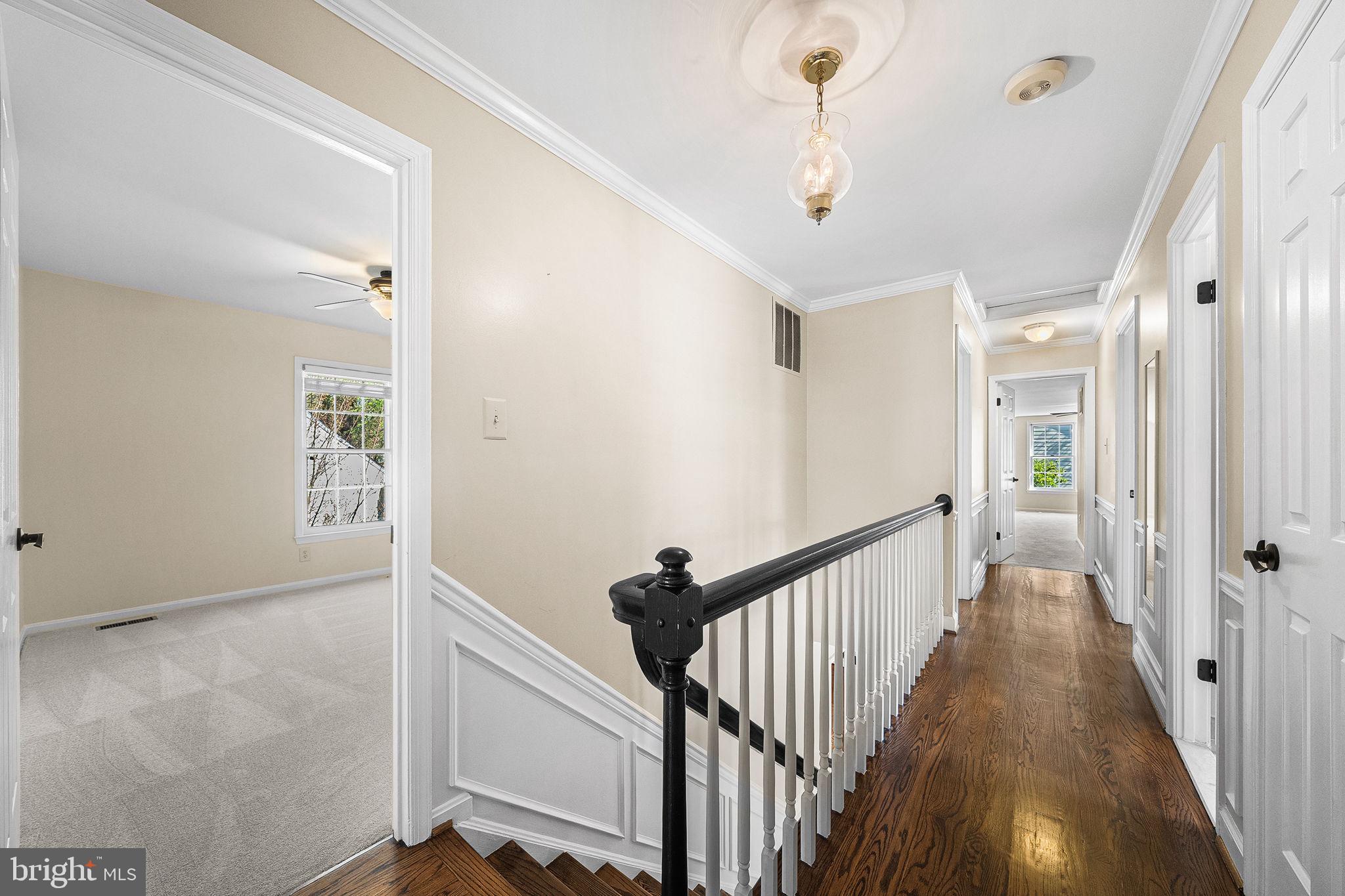 5407 Point Longstreet Way Burke, VA 22015 - Photo 45 of 69 Upper level Hallway