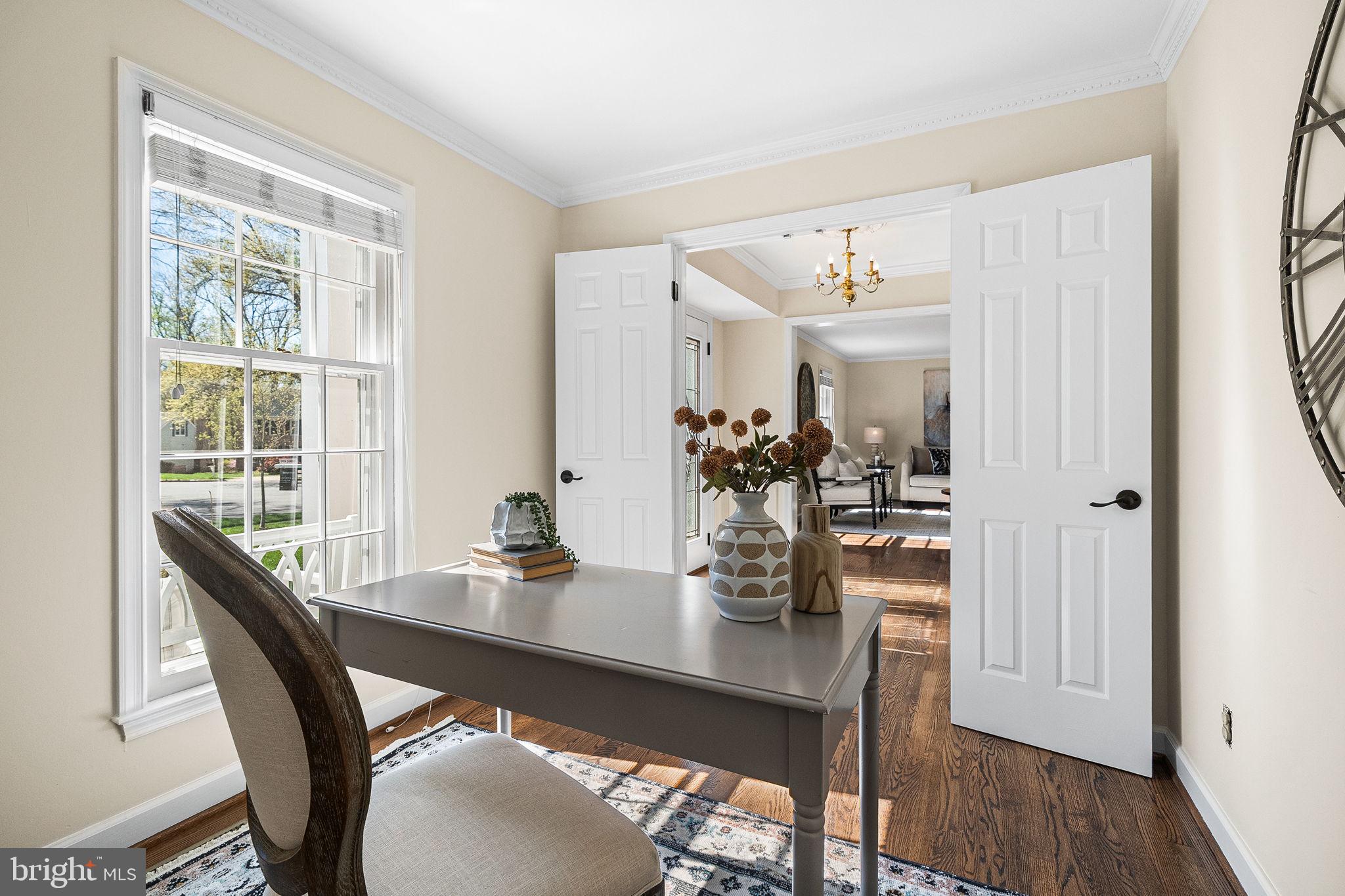 5407 Point Longstreet Way Burke, VA 22015 - Photo 5 of 69 Office/Study on the Right