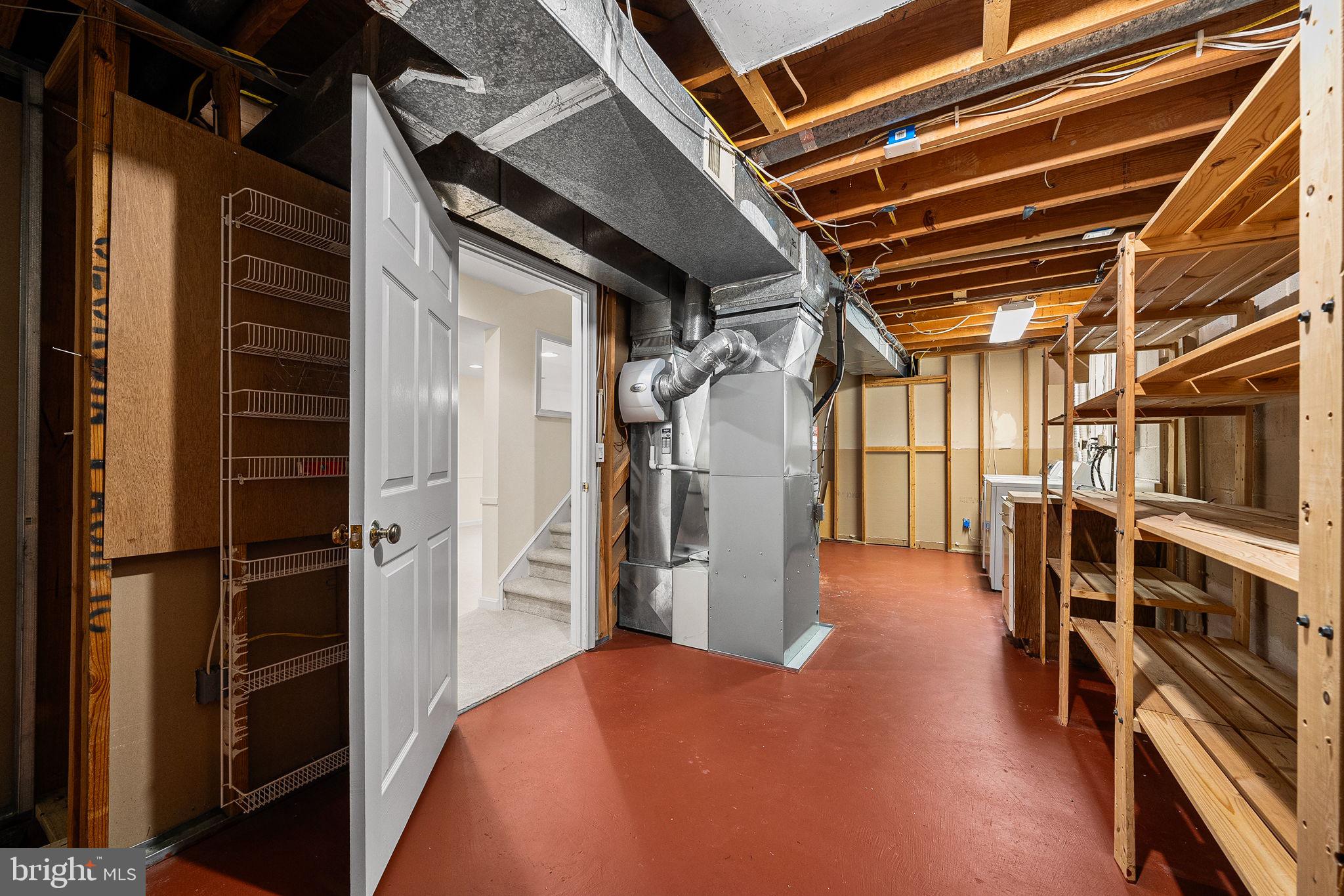 5407 Point Longstreet Way Burke, VA 22015 - Photo 64 of 69 Extra Storage Area