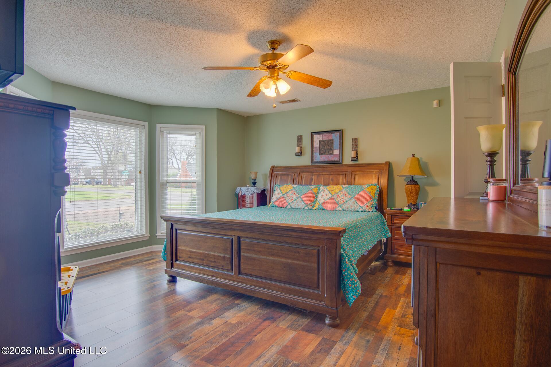 7160 Pecan Ridge North Southaven, MS 38671 - Photo 11 of 23 Master Bedroom