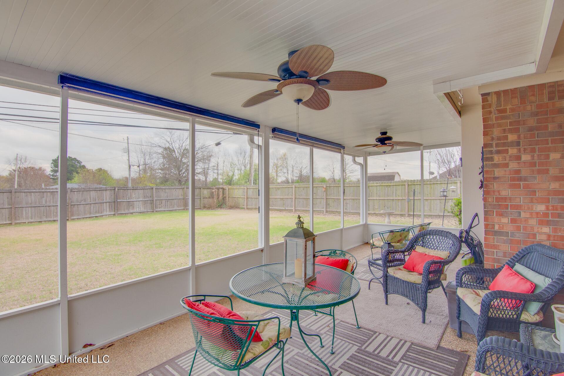 7160 Pecan Ridge North Southaven, MS 38671 - Photo 22 of 23 Screened In Patio