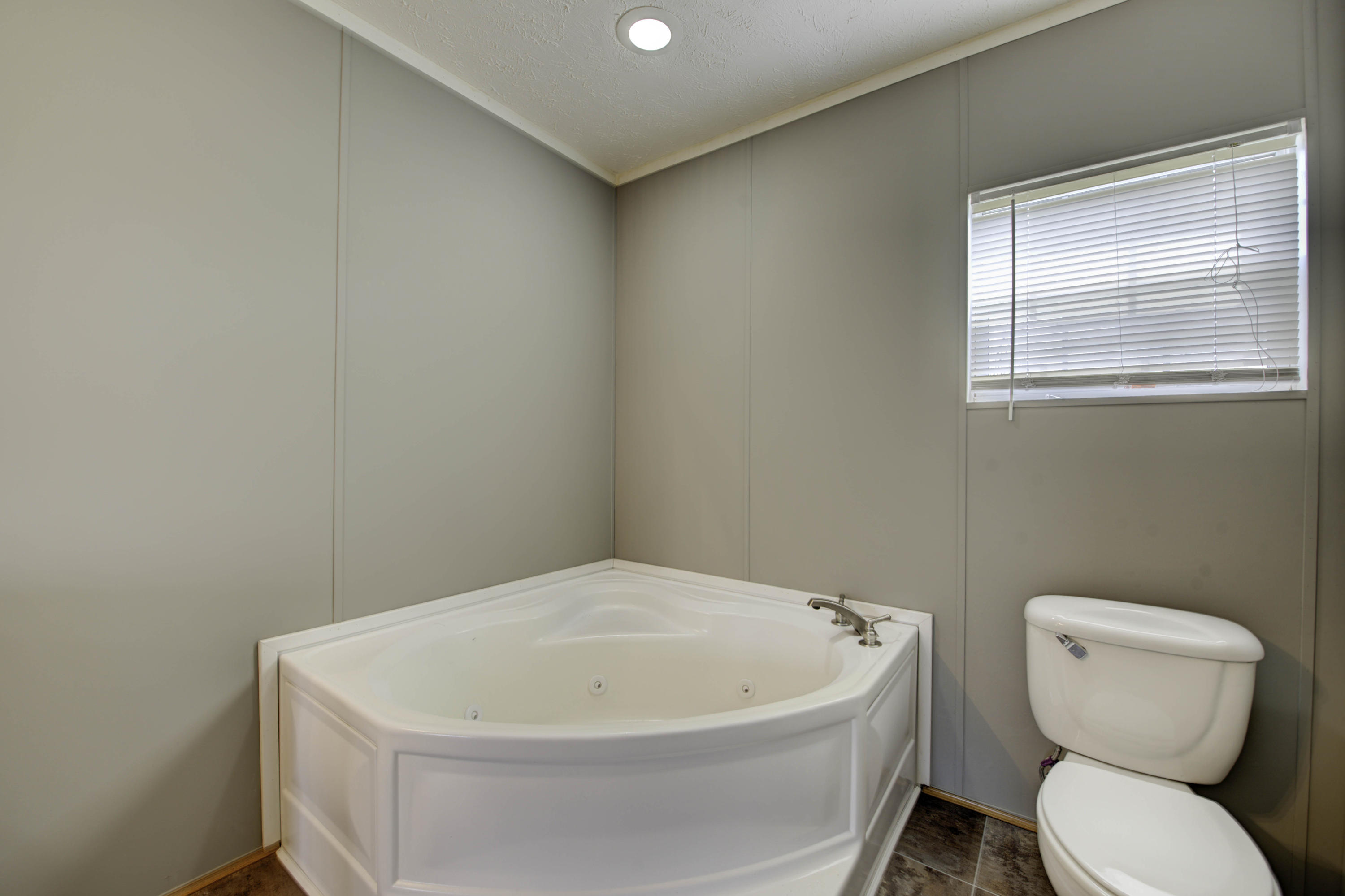 2506 Smith Road Philadelphia, TN 37846 - Photo 10 of 19 10