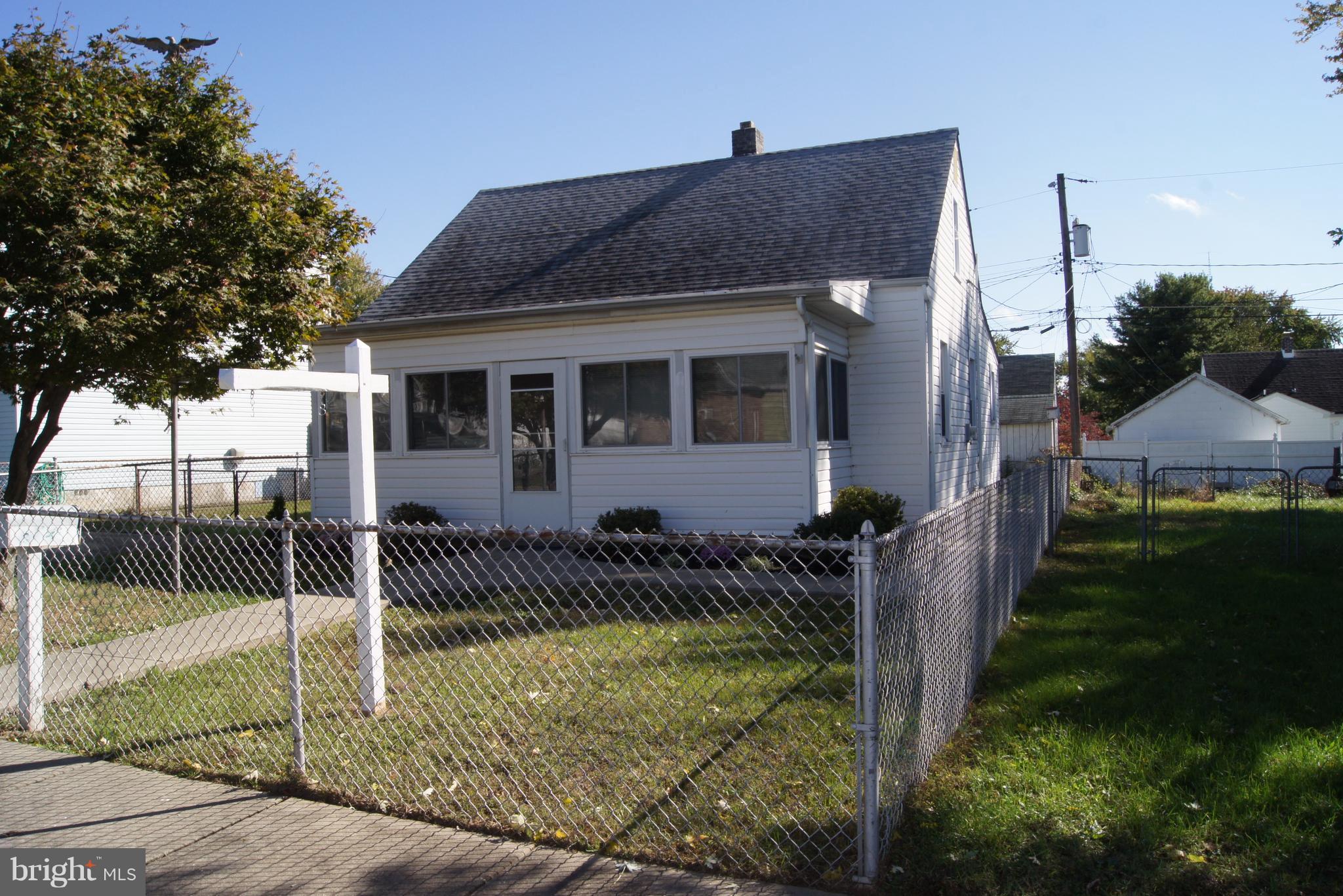 Exterior (Front)