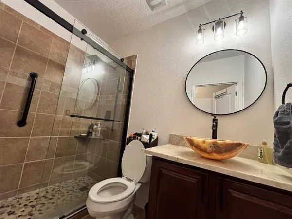 $1,950 | 2211 Anoka Way, Leesburg, FL 34748