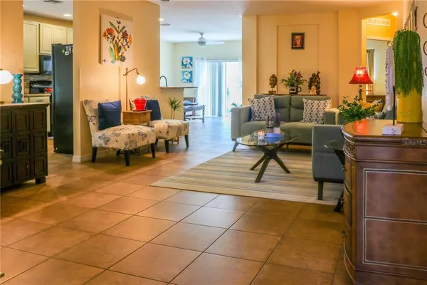 $1,950 | 2211 Anoka Way, Leesburg, FL 34748