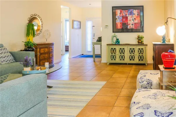 $1,950 | 2211 Anoka Way, Leesburg, FL 34748