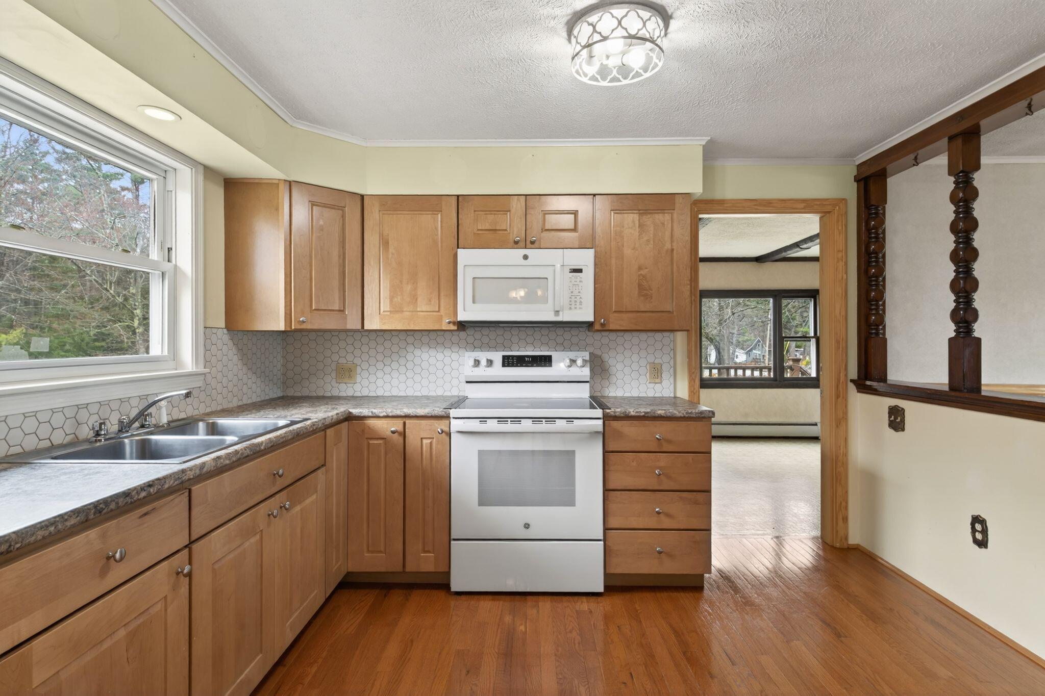 114 Stanley Road Sanford, ME 04083 - Photo 11 of 50 114 Stanley Rd, Sanford