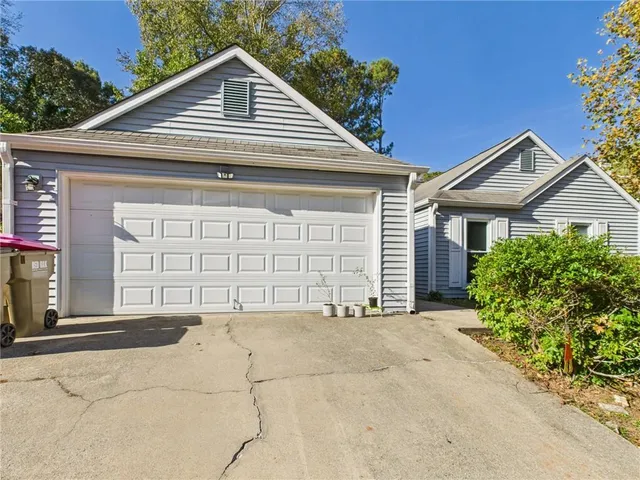 $2,500 | 4060 Brooks Bridge Crossing, Alpharetta, GA 30022