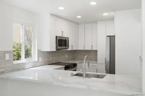 $725,000 | 930 Via Mil Cumbres, Unit 151, Solana Beach, CA 92075