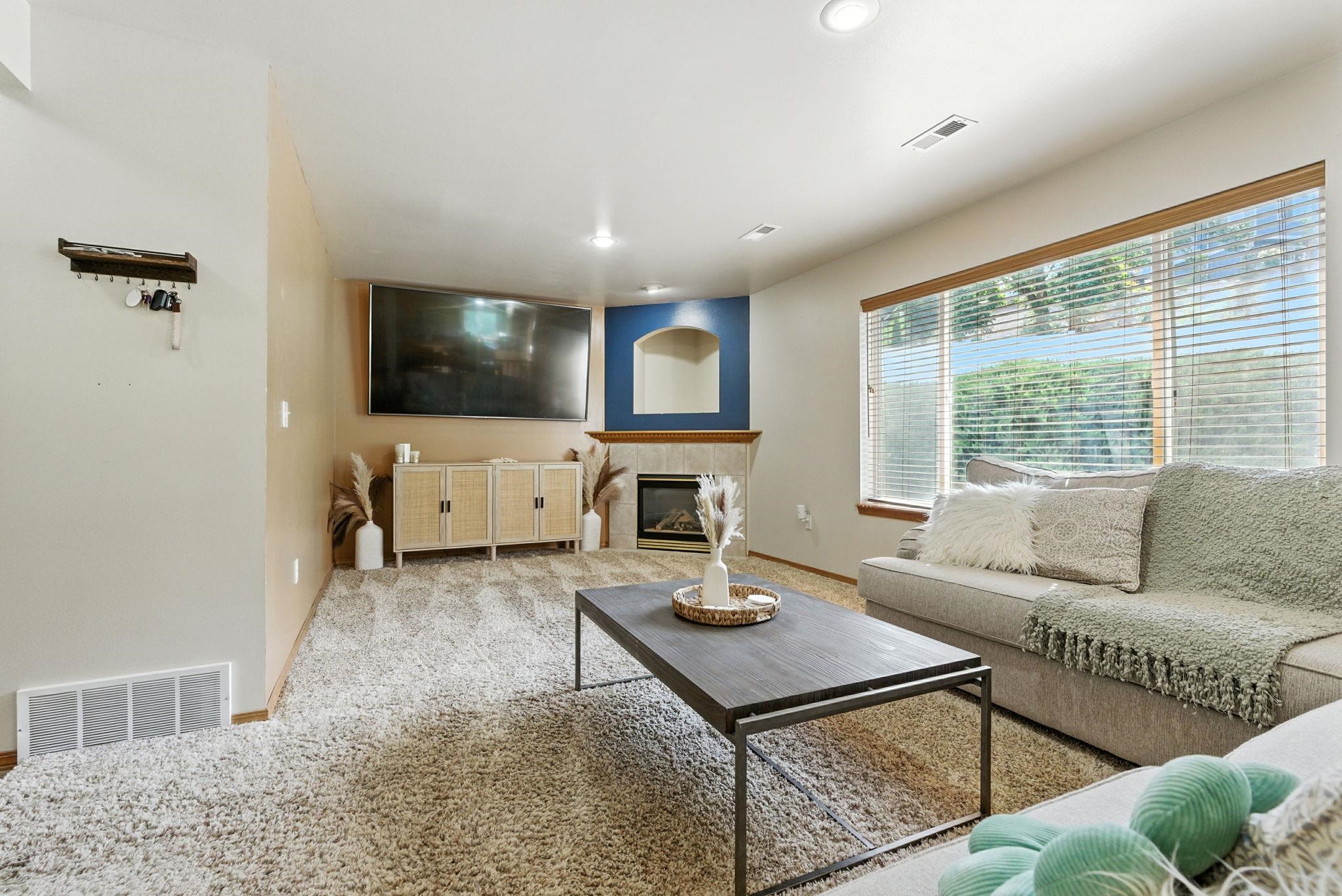 1124 South Moen Road Greenacres, WA 99016 - Photo 13 of 41