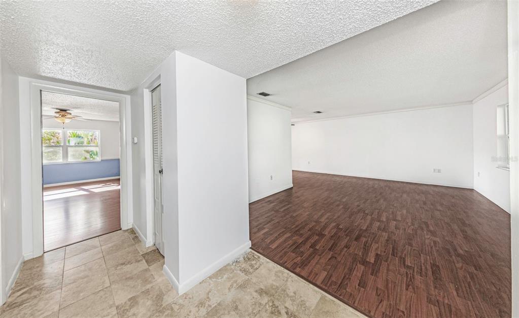 2913 Fairfield Court Dunedin, FL 34698 - Photo 11 of 47