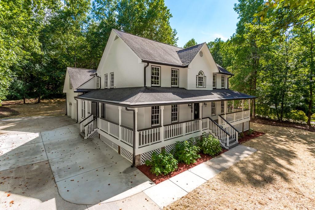 Welcome Home to the Prettiest House in the Neighborhood! You'll fall in love with this FULLY UPDATED farmhouse inspired beauty in the exclusive enclave West Princeton neighborhood!