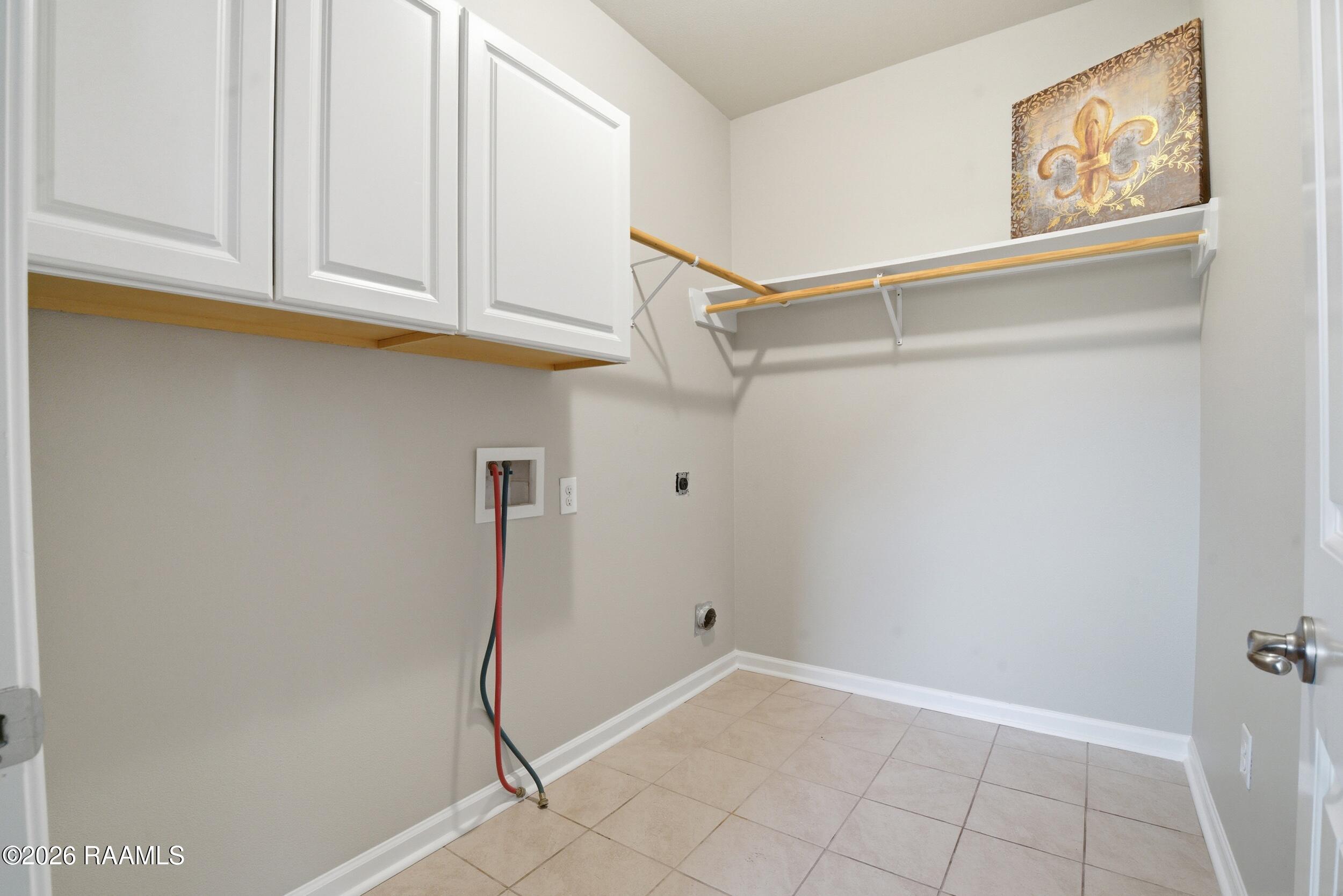 204 Bridle Way Lafayette, LA 70507 - Photo 8 of 9 Full Laundry