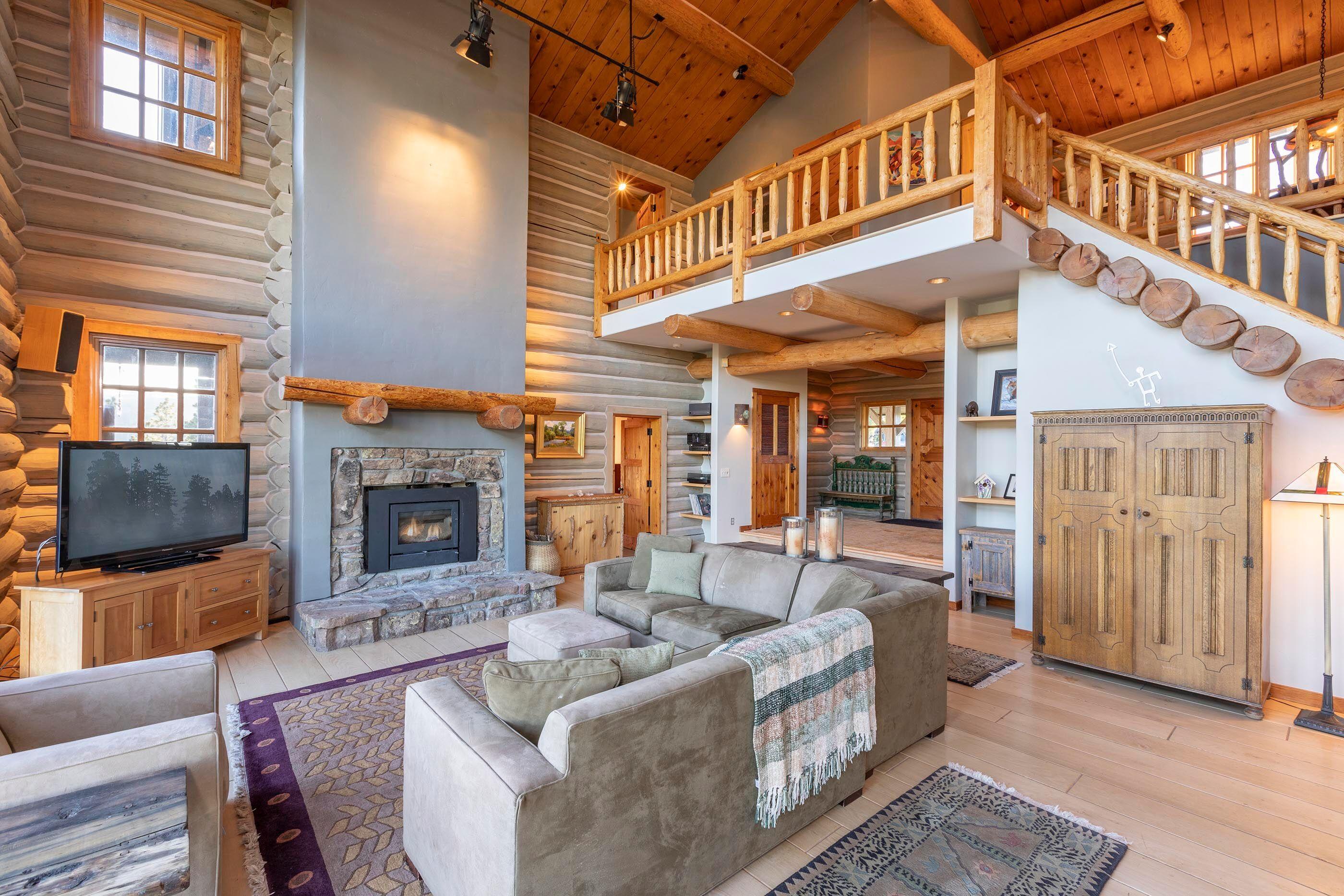 2045 West Anderson Road Placerville, CO 81430 - Photo 5 of 28 Great Room Loft