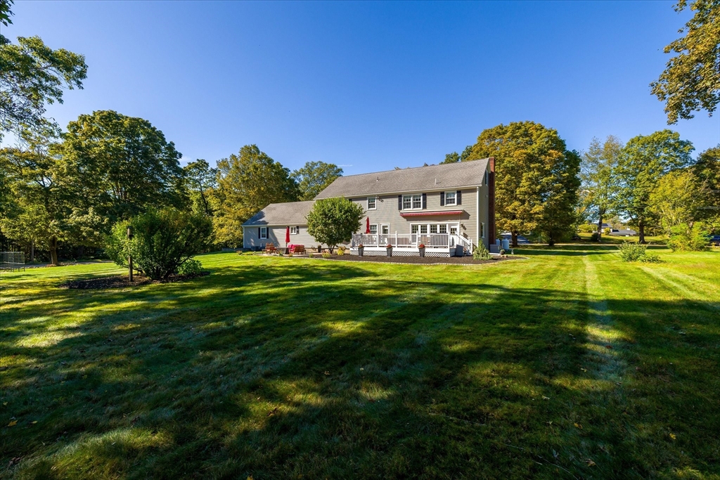 1 Maple Lane Thompson, CT 06277 - Photo 2 of 38 Gallery Image 2