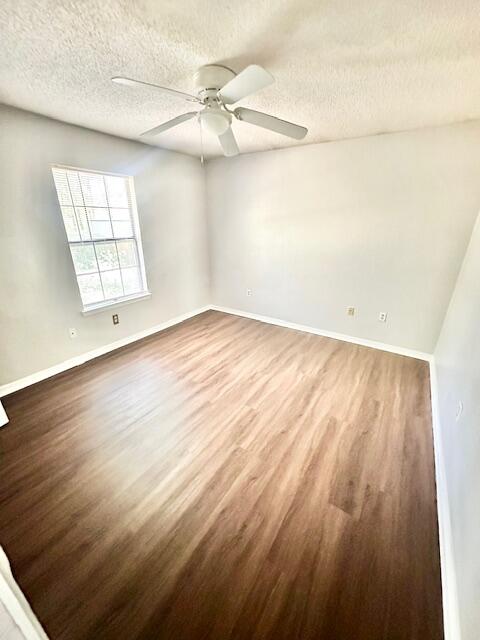 423 John King Road Crestview, FL 32539 - Photo 21 of 28 Additional bedroom 2