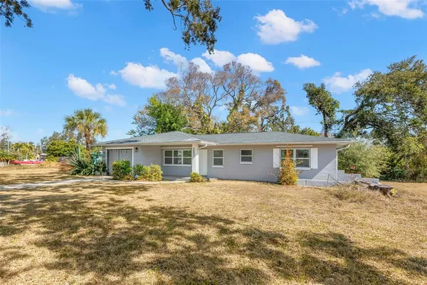 $2,800 | 5590 Highland Street South, St. Petersburg, FL 33705