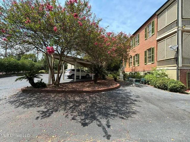 $490,000 | 305 North Rankin Street, Natchez, MS 39120