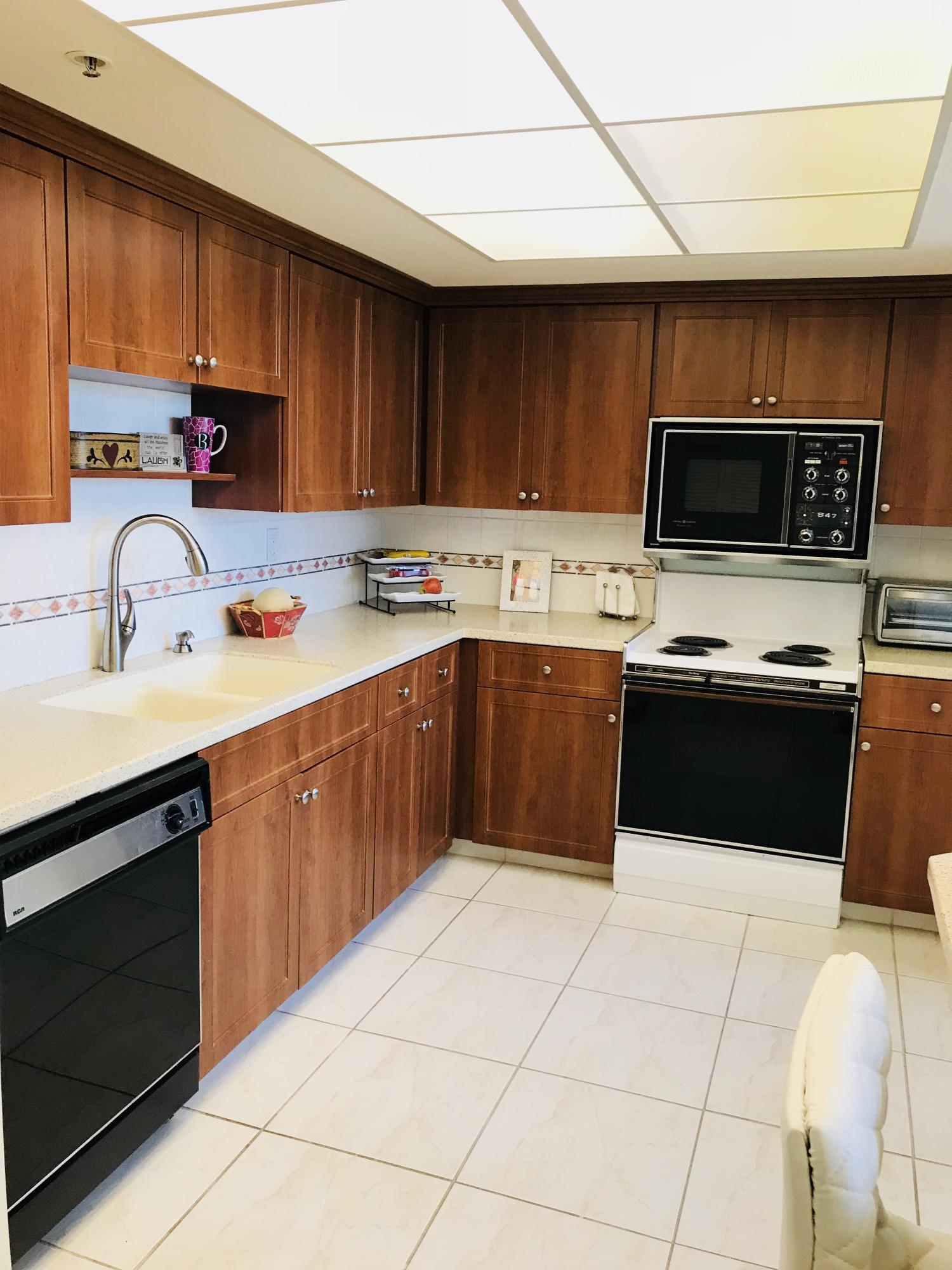 7754 Lakeside Boulevard, Unit 484 Boca Raton, FL 33434 - Photo 21 of 40 fullsizeoutput_f40