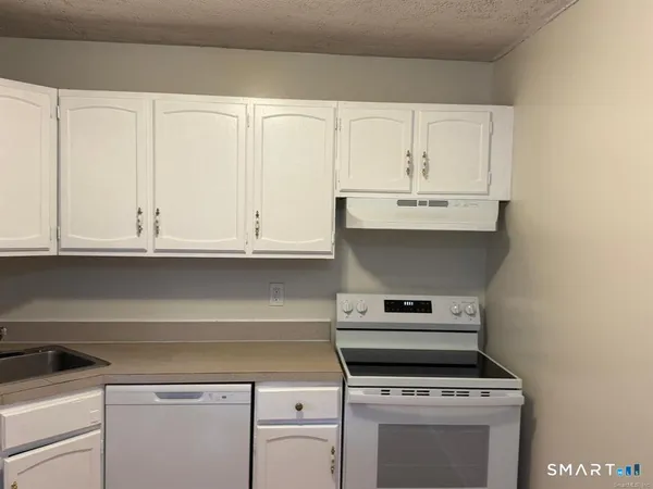 $150,000 | 1274 East Main Street, Unit D12, Meriden, CT 06450